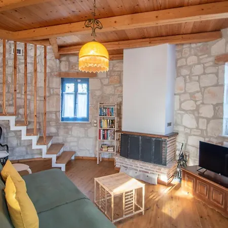 Valory's - The Tower Willa